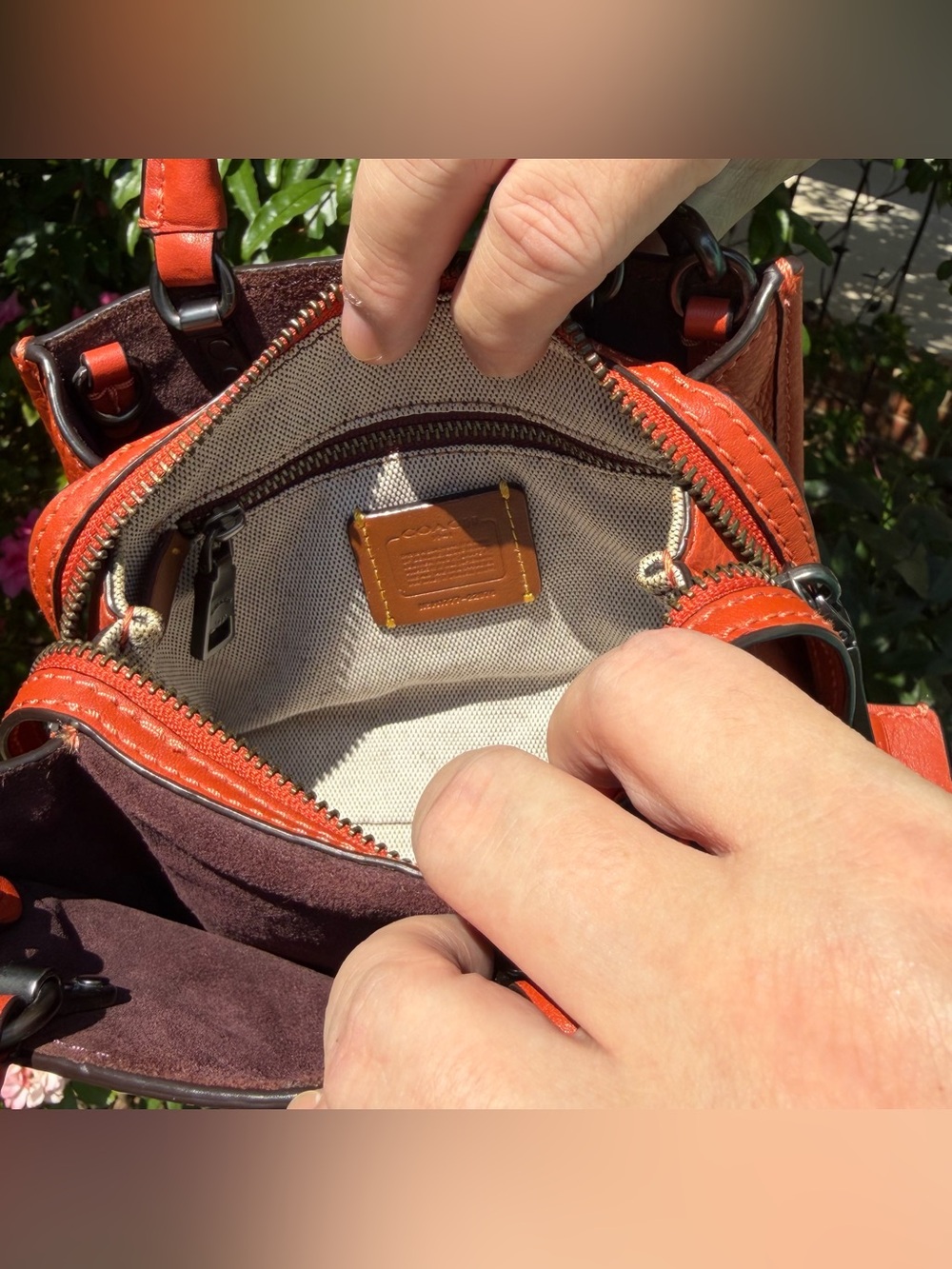 EUC Coach Rogue 17 Vermillion Orange Natural Pebble Leather Crossbody Bag 22978 - Picture 10 of 11